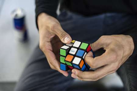 奥地利红牛呈现：2018魔方世界锦标赛