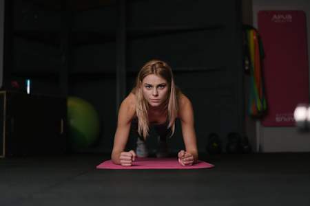 Срібна призерка чемпіонату світу, чемпіонка&nbsp;юнацьких Олімпійських ігор 2014. Володарка національного рекорду серед юніорів.