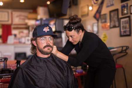 Kris Bryant gets ready to prank fantasy baseball fans.