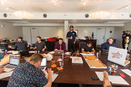 Kris Bryant pranks a fantasy baseball draft party.