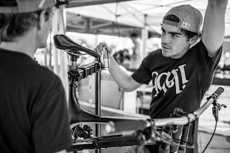 Los crujidos de la tija