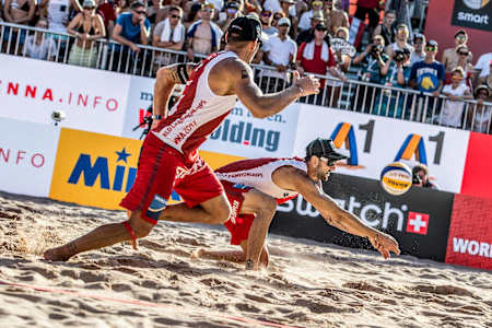 Doppler und Horst beim Beach Volleyball Major Series-Event in Wien.