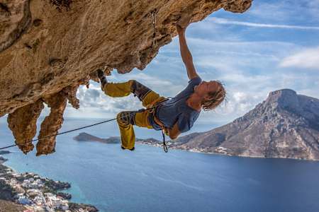 Oh yeah, we forgot to mention that Alexander can climb aswell..