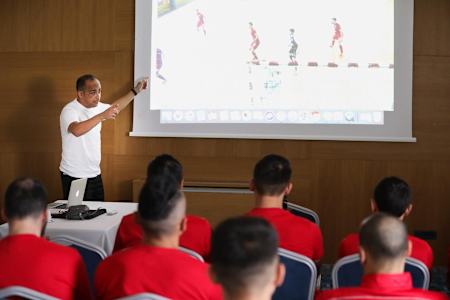 Мой принцип - создать у футболиста хороший стресс