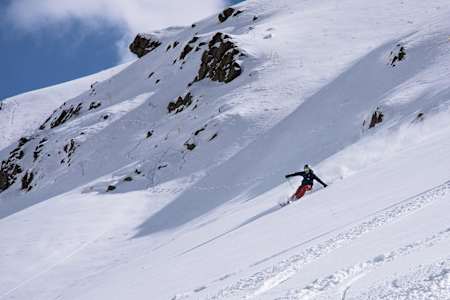 Backcountry lyžování v Íránu