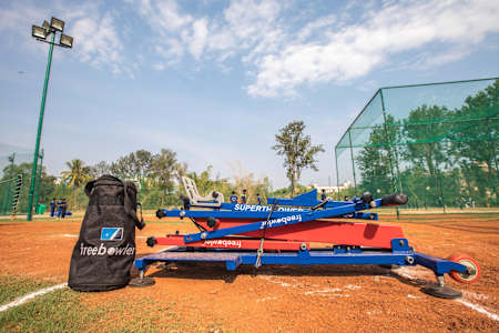 The Freebowler Superthrower folded.