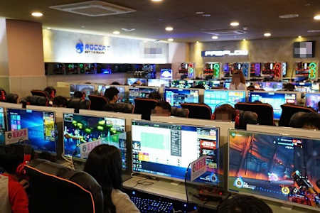 Le joueur-type en Corée du Sud, est sur PC et en ligne et il ne joue pas chez lui, mais dans un cybercafé.
