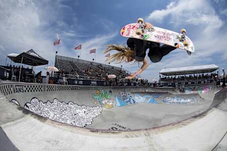 ガールズスケーター、ブライトン・ゾイナー