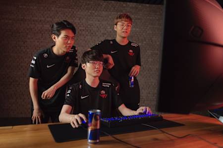 Red Bull奥地利红牛与T1电子竞技俱乐部签约全球合作伙伴