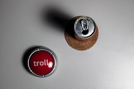 Troll alert button