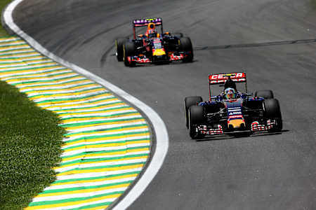 염려와 달리 막스는 데뷔 첫 해부터 좋은 성적을 거두기 시작했습니다.