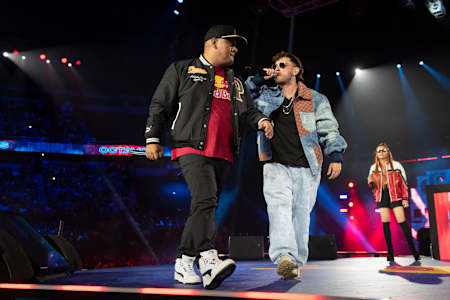 Blon frente a Aczino en la Final Internacional 2022