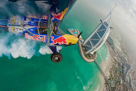 Lądowanie na helipadzie Burdż Al Arab w Dubaju