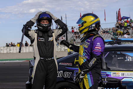 Кевін Песур з Естонії та Лаурі Хейнонен з Фінляндії під час Drift Masters у Валенсії, Іспанія, 11 травня 2024 року.