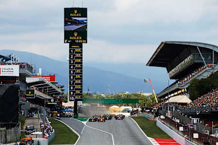 Verstappen vs. Norris tuż po starcie…