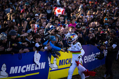 Goldstone bedankt zijn fans