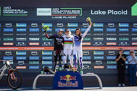 Valentina Höll won in Lake Placid en verzekerde zich daarmee van de titel. 