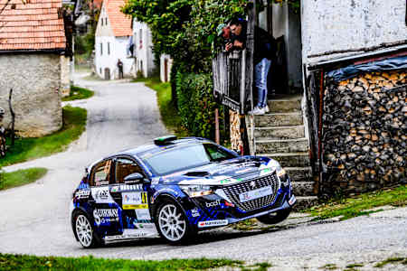 Ioan Lloyd beat Craig Rahill to the Junior ERC runner-up spot