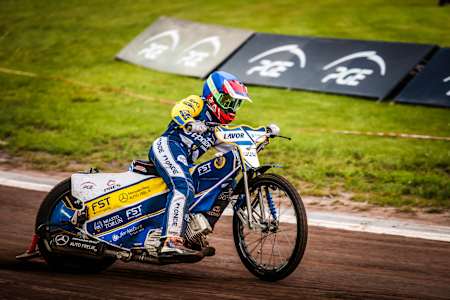 Mikołaj Duchiński w akcji w meczu ligowym Torunia 