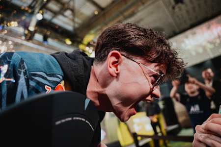 RBLZ_Levyfinn mit einem Freudenschrei nach seinem Sieg im VBL Grand Final.