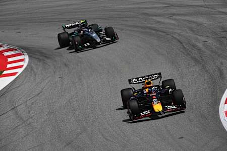 Max Verstappen ispred Kimija Antonellija