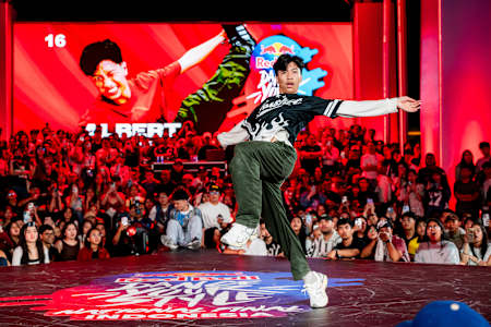 Albert Alessandro, Pemenang Red Bull Dance Your Style Indonesia