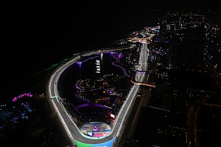 Uliczny tor w Dżuddzie robi wrażenie