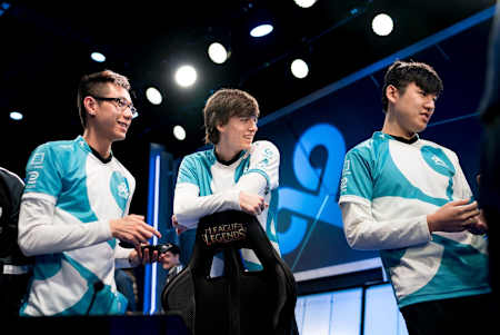 Hai, Bunny FuFuu, and Rush smile at the LCS