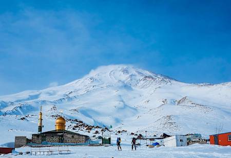 Mešita po cestě na nejvyšší horu Íránu