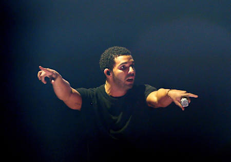 Drake durante um show em Toronto