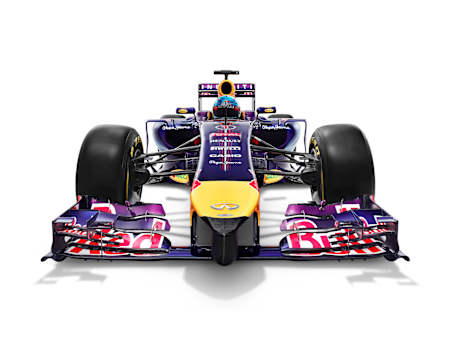 Red Bull Racing RB10 z przodu