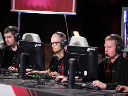 Das CS:GO Team von Alternate in Action.