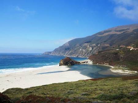 A goodlooking pit sto along Highway One, Australia.