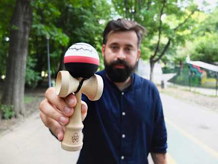 Oase este campionul Romaniei la Kendama