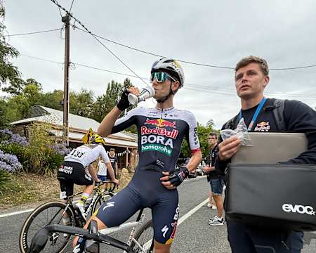 Tour Down Under: Finn Fisher-Black takes podium finish on first day of GC battle