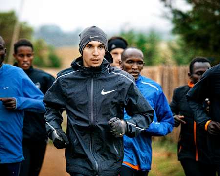 Haube, Handschuhe, Jacke: Nicht immer ist es in Kenia warm.