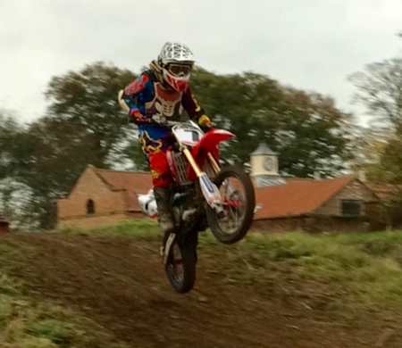 Scott Ogden on the MX track