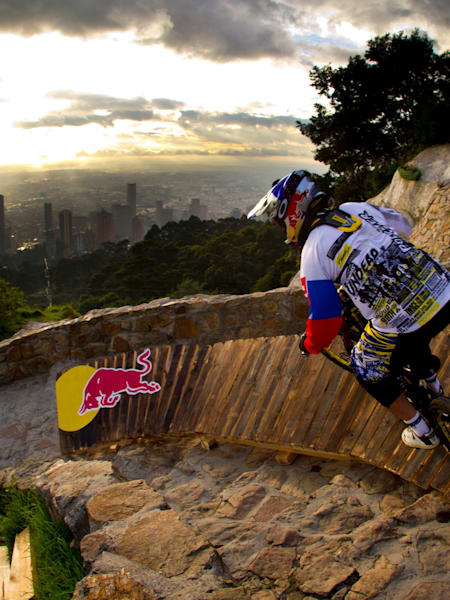 Filip Polc en acción en Devotos de Montserrate