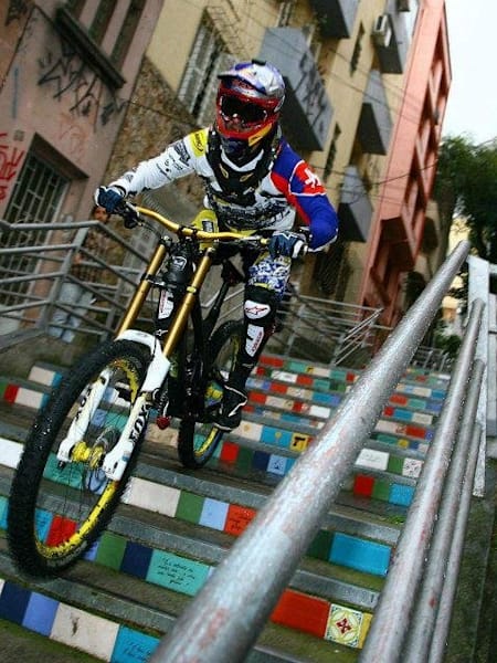 The Polcster hits Brazil for some urban downhill
