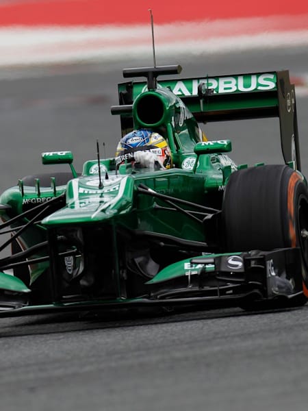 Charles Pic performt beim Formel-1-Wintertest in Jerez (Spanien).