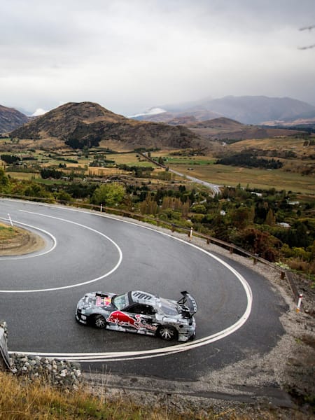 Conquer the Crown Mad Mike Whiddett