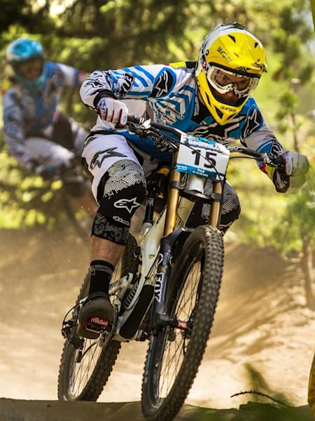 Joseph Connell en Pila