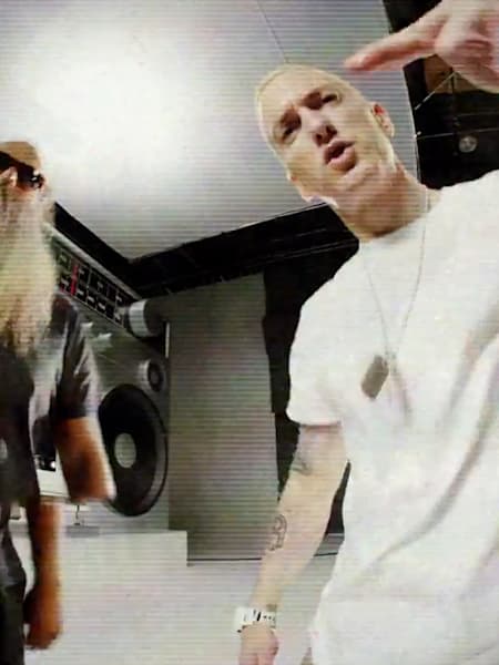 Eminem - 'Berzerk'