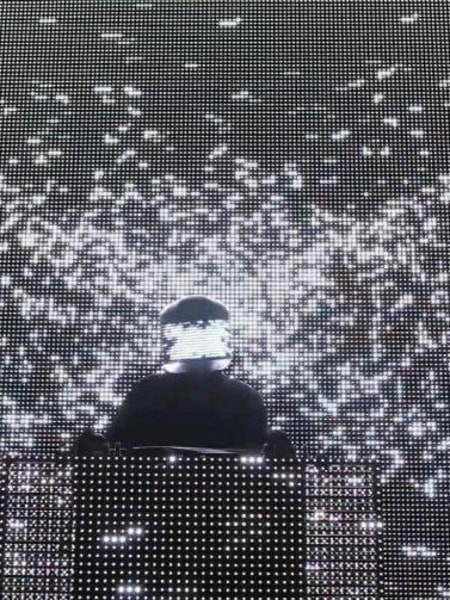 Типичный воспитанник Reflex Records