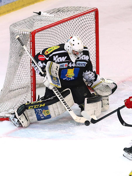 EC Red Bull Salzburg playing against EC Dornbirn in the first playoff round in 2014.