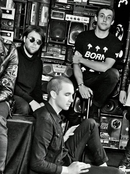 The Neighbourhood au Red Bull Sound Space dans les studios de la radio KROQ à Los Angeles.