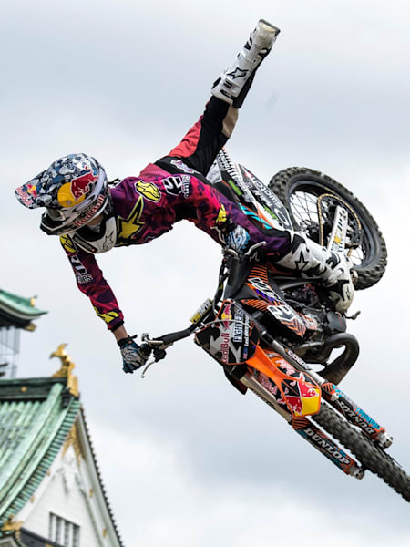 Red Bull X-Fighters OSAKA 2014開催目前！