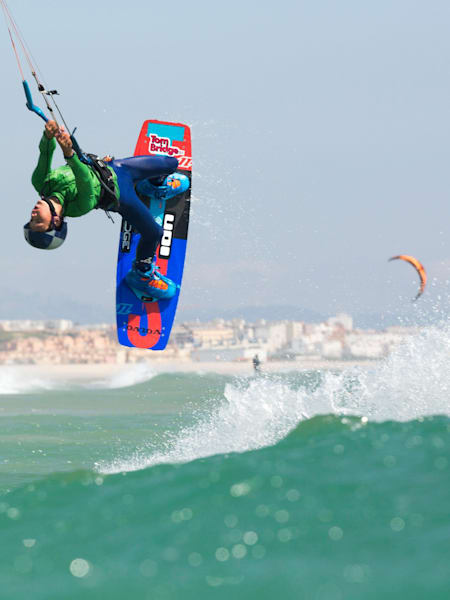 Tom Bridge in action