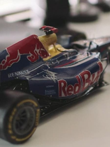 Paul's Papercraft RB7