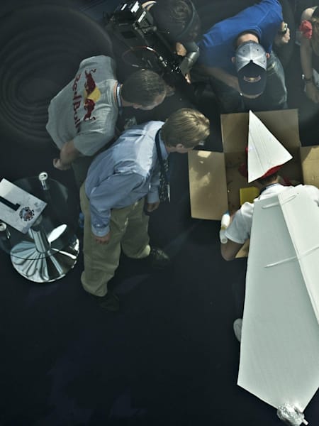 Мировой финал Red Bull Paper Wings 2012